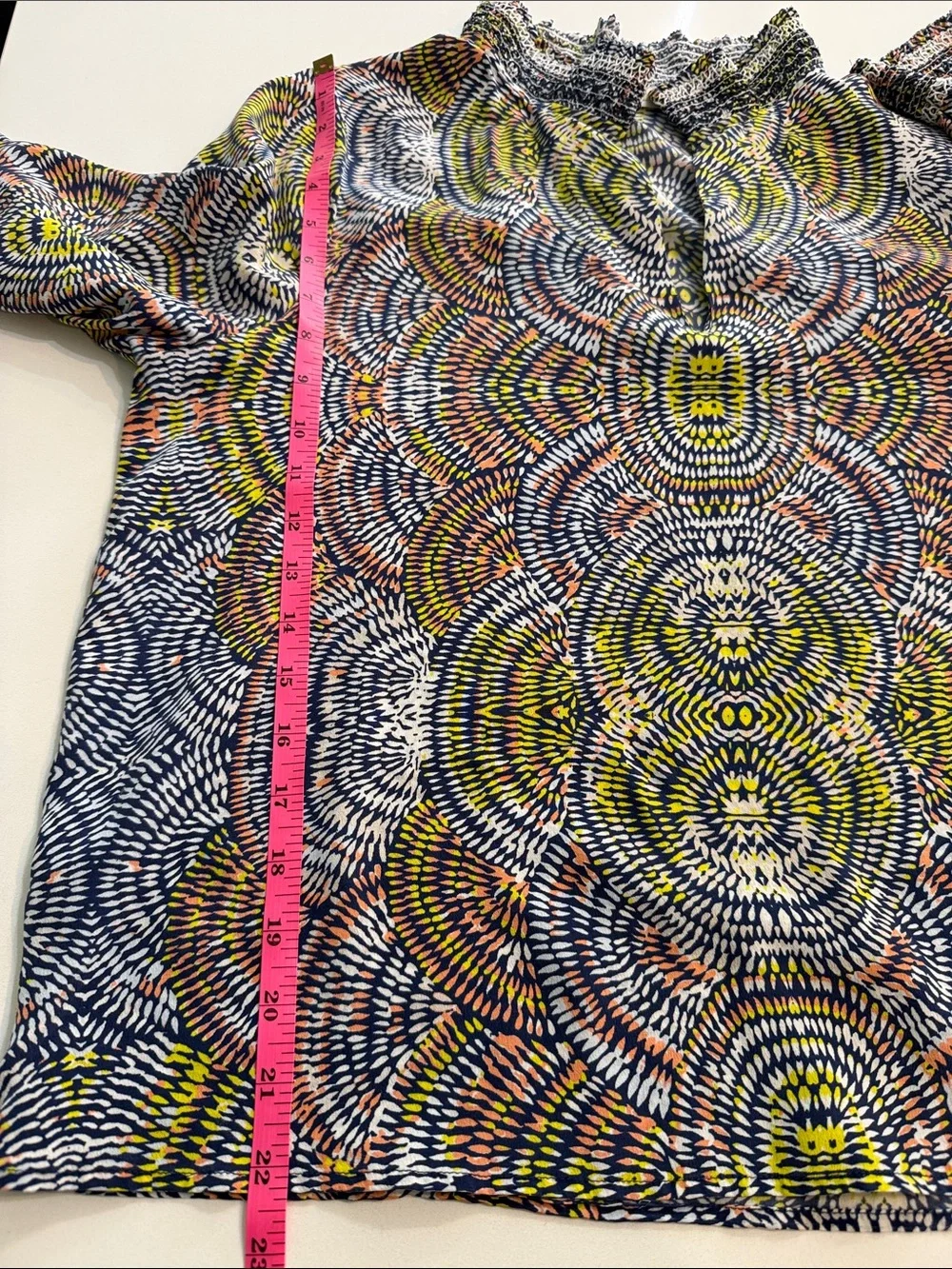 Marie Oliver Emilie Silk Blouse Mock Neck Smocked Abstract Kaleidoscope Size L - Picture 12 of 12